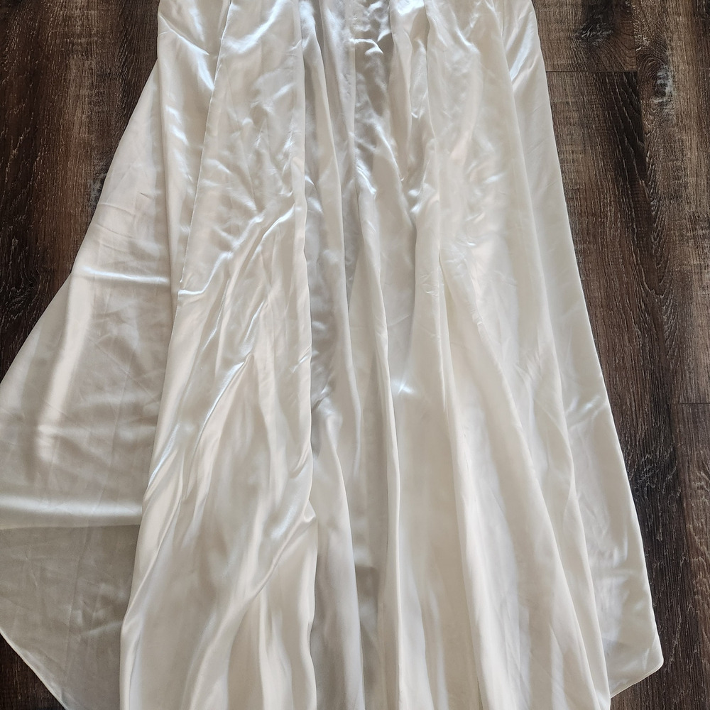 Retrofete White Train for Evalina Dress Size Large *Train Only* Bridal Bride - Picture 8 of 12
